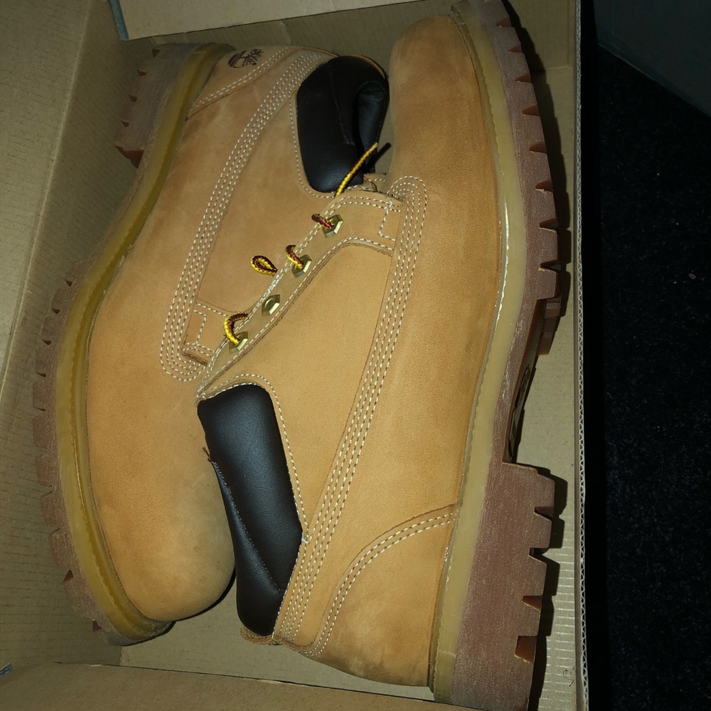 Low top timberlands